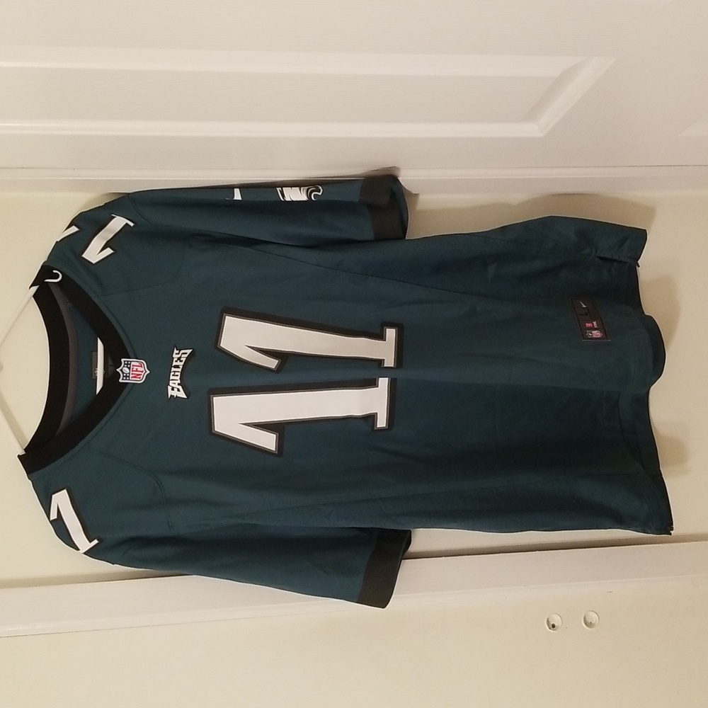 Eagles Men's size large Wentz official Jersey